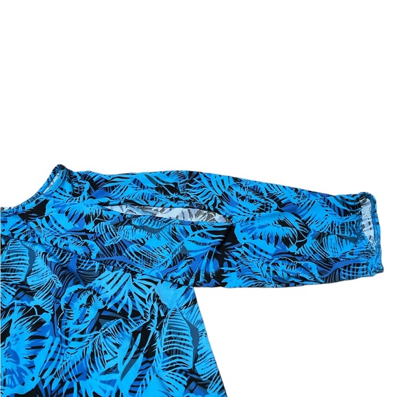 Jonathan Martin Collection Blue and black cold shoulder blouse - Picture 3 of 3